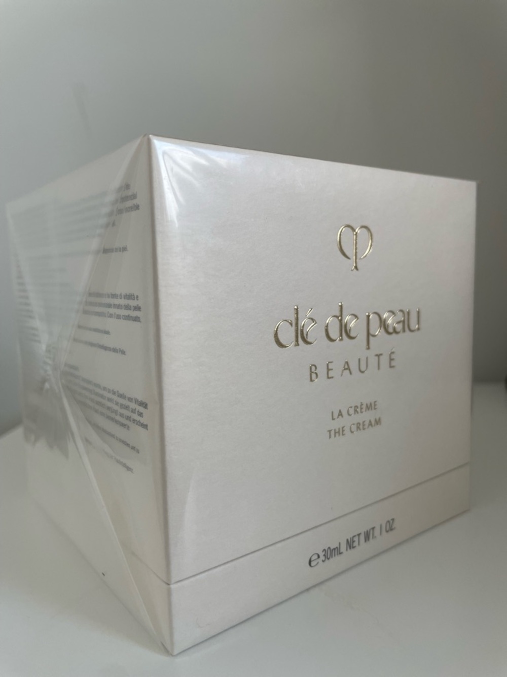 cle de peau Beauté La Crème 30ml 1 oz New and sealed